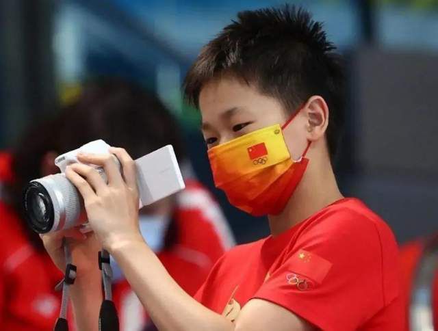 “通过Populous建筑公司的工作，以及俱乐部管理层和相关机构及利益相关方的会谈，项目已经正式启动，俱乐部已经收购了Infrafin拥有的该地区的独家建设使用权。
